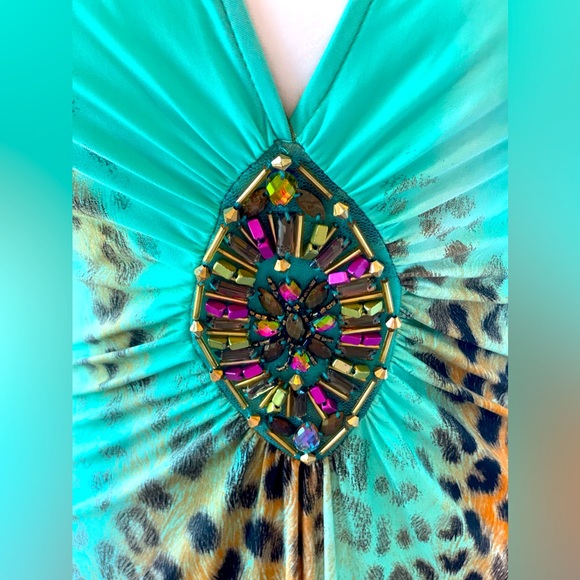 Embellished sleeveless top - Picture 2 of 6